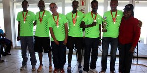 Die Disa Walkers van PC Office se mansspan